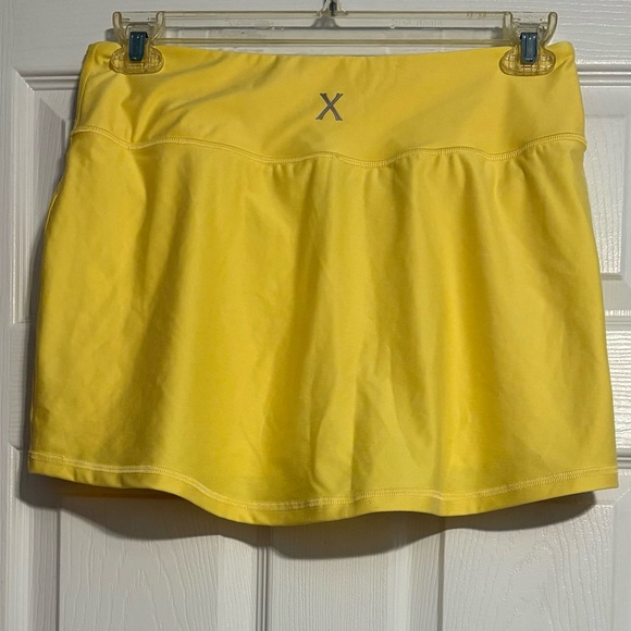 Sale! Savage X Fenty Yellow Women's Skort - Picture 5 of 5